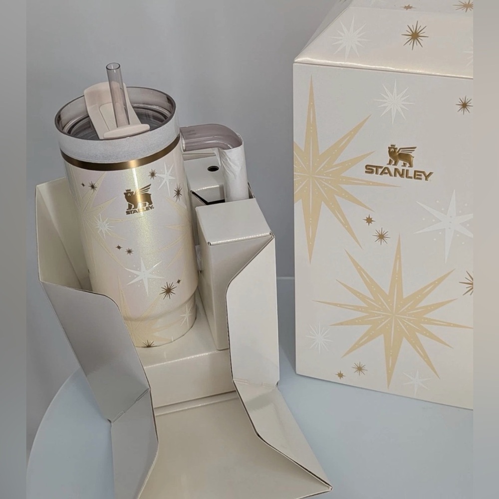 Stanley STARLIGHT SHIMMER 30OZ Quencher Tumbler NIB
